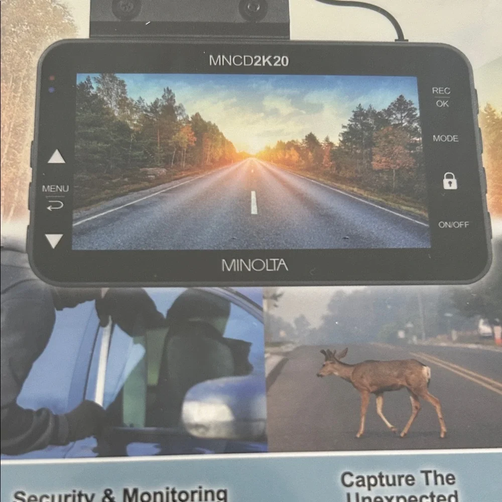 Minolta Dash Cam with LCD Monitor